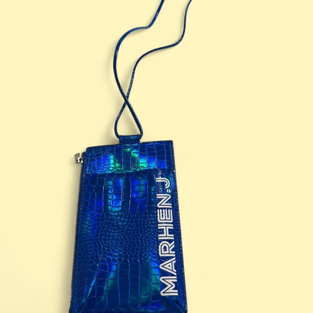 MARHEN J LOLLY BAG
SEASON 2
Korean Brand